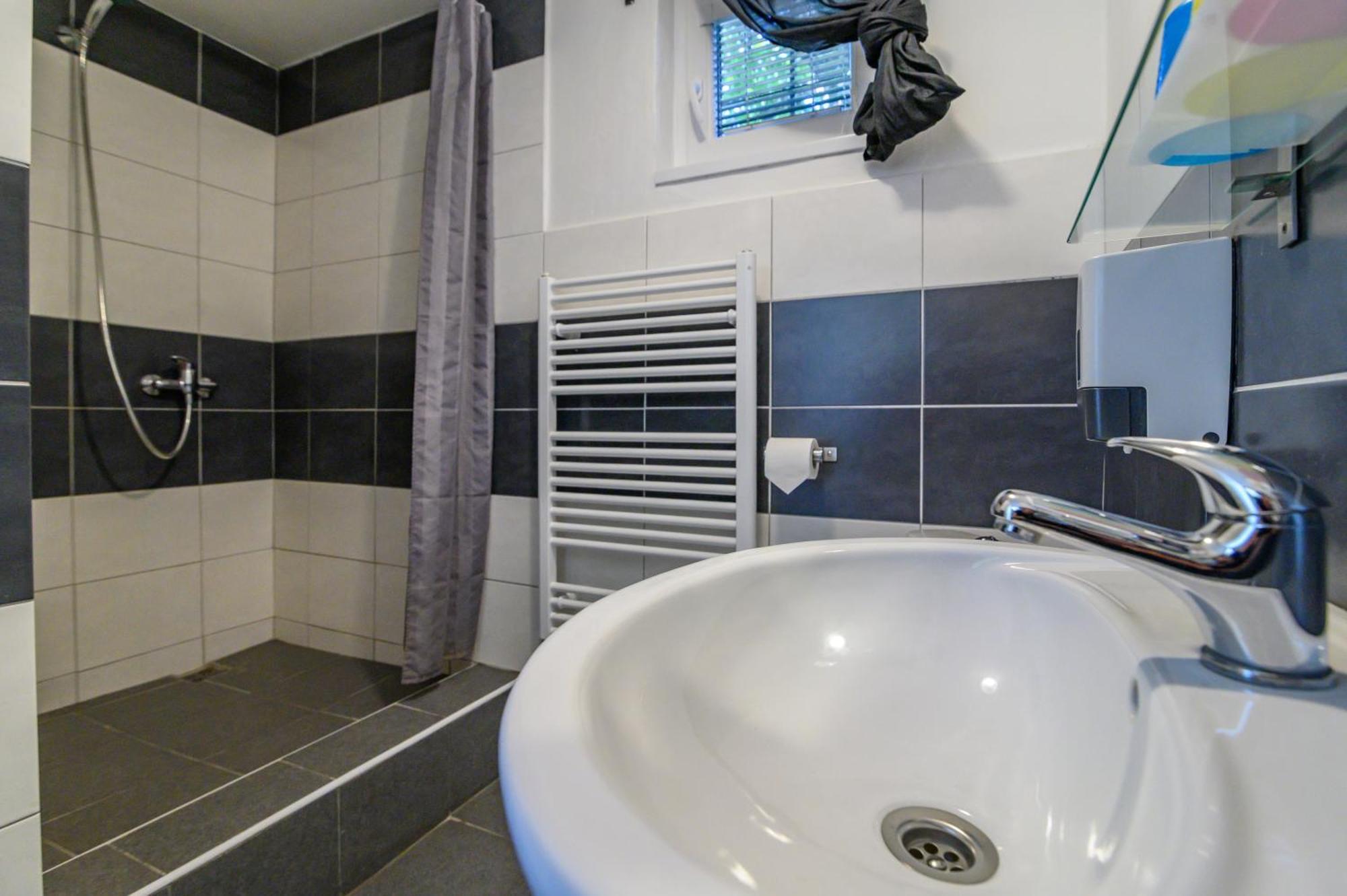 Hostel Seven Прага Екстериор снимка