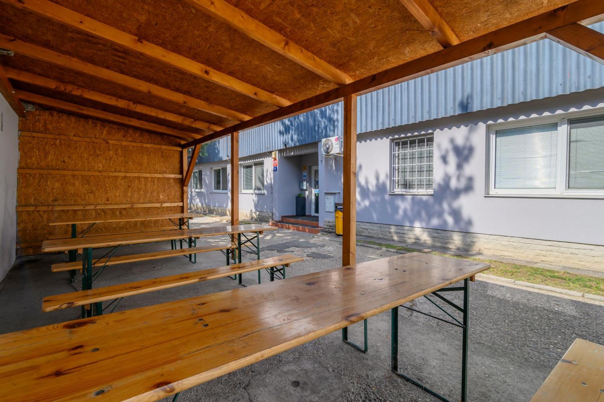 Hostel Seven Прага Екстериор снимка