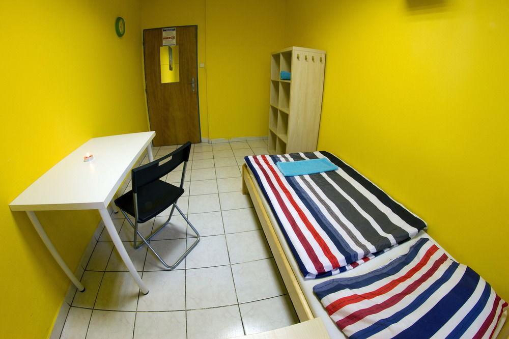 Hostel Seven Прага Екстериор снимка